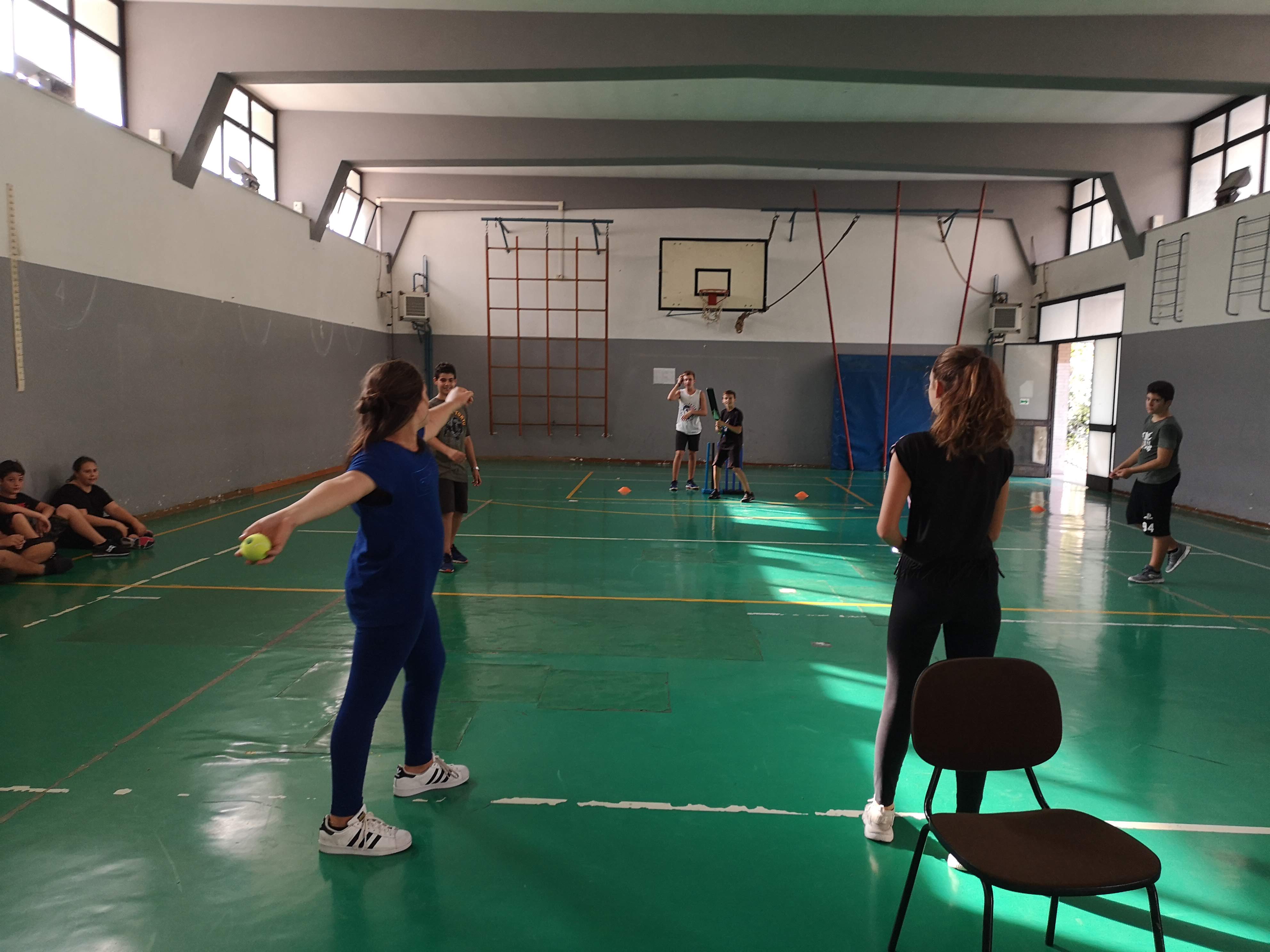 Lezioni di Cricket a scuola